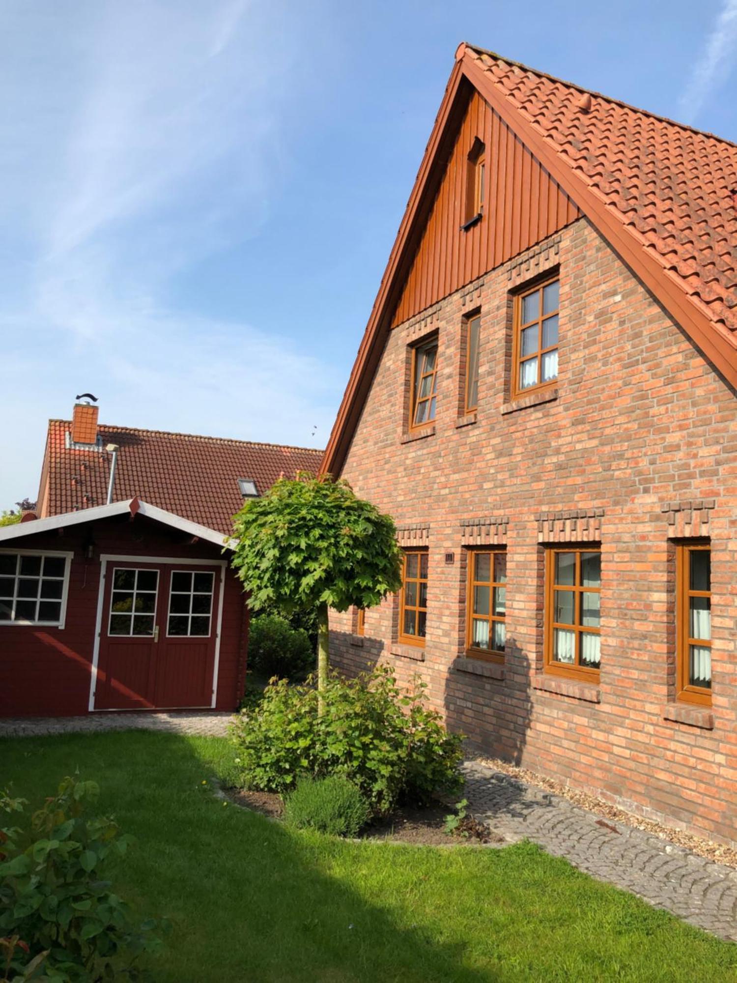 Ferienhaus Henny: 6 Geh-Minuten Vom Hafen. Privater Garten Jemgum Exterior photo